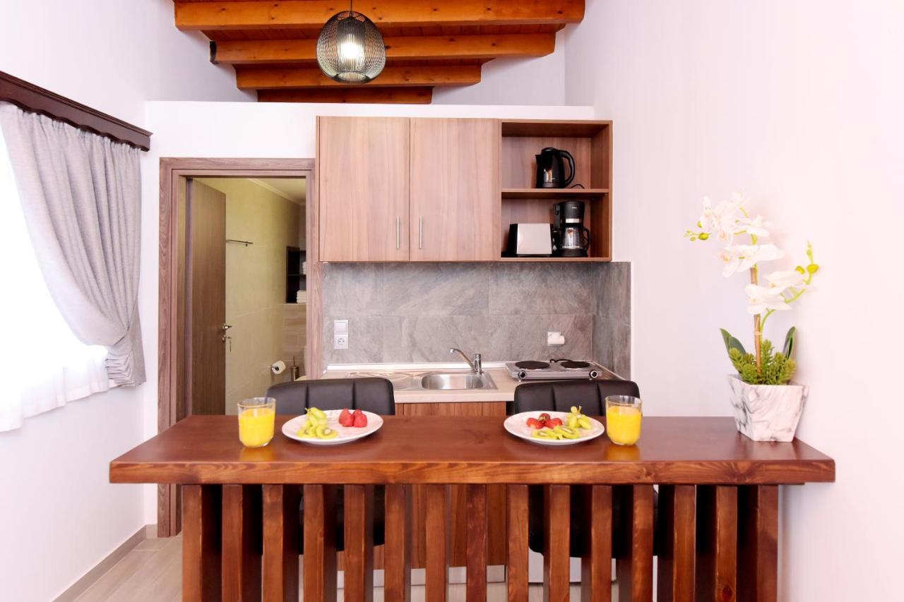 Paraskevi Luxury Apartments Kattavía エクステリア 写真