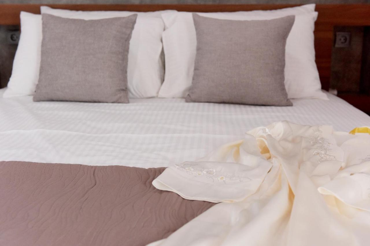 Paraskevi Luxury Apartments Kattavía エクステリア 写真